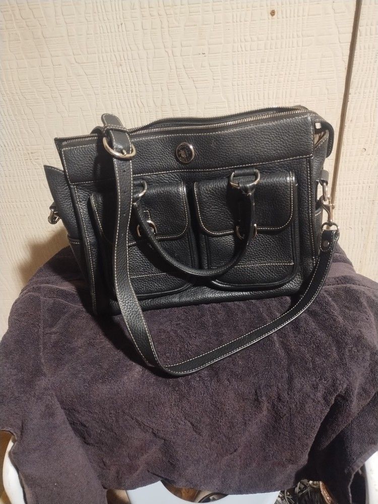 Dooney & Bourke