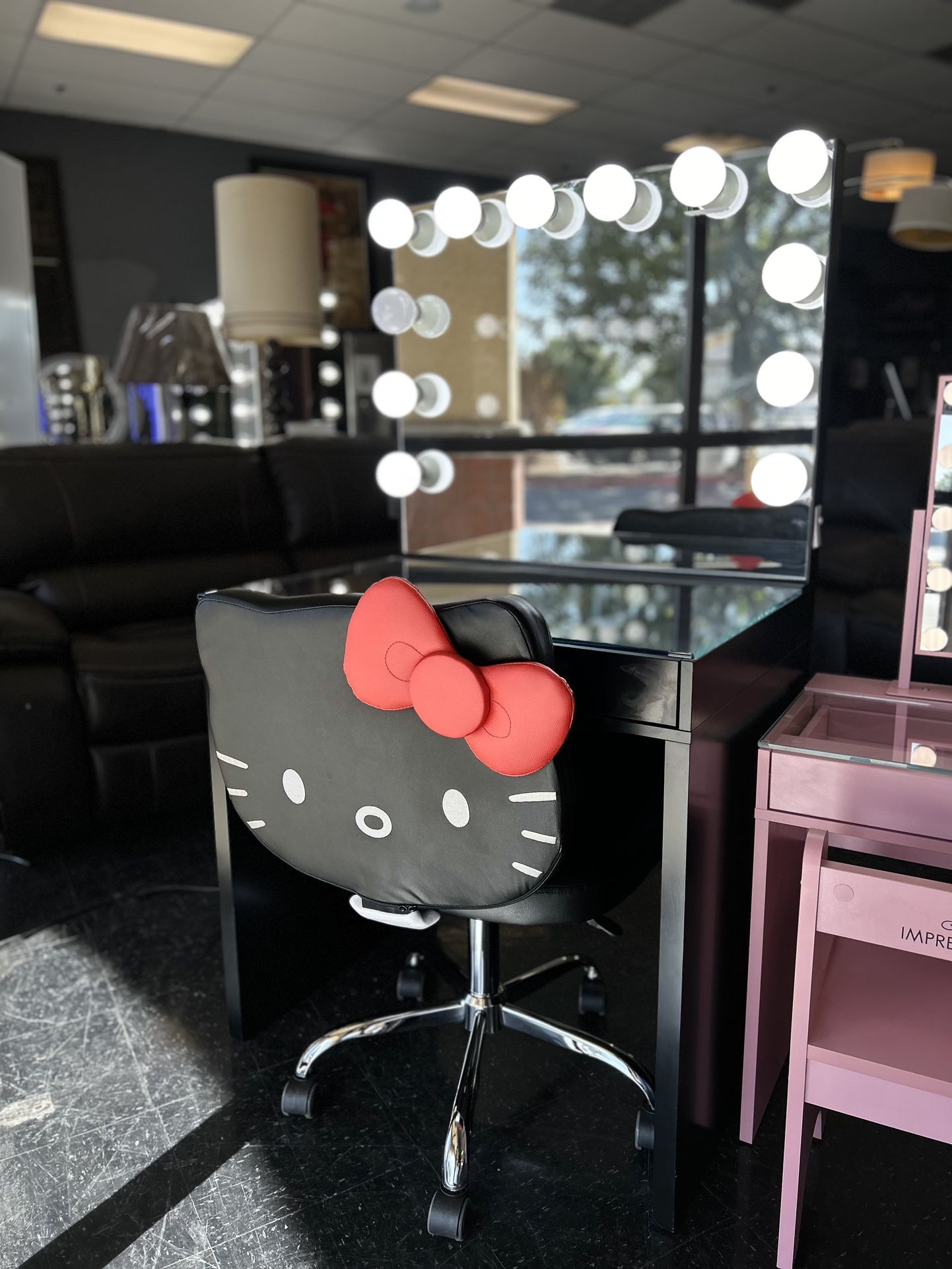 Impressions Mini Vanity