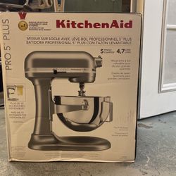 KitchenAid Pro 5 Plus Bowl-Lift Stand Mixer