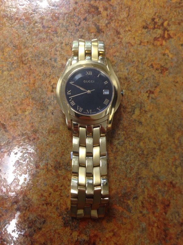 Gucci 5400M for Sale in Roswell, GA - OfferUp