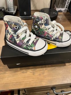 Converse Size 4 Infant Batman shoes