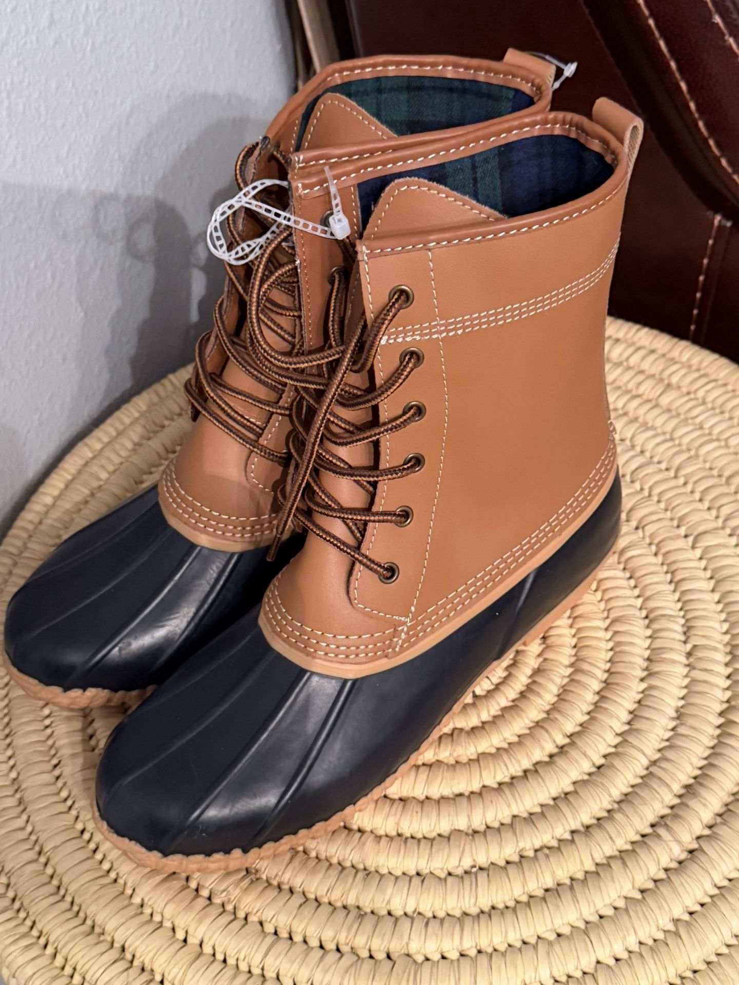 Lands End Rubber Waterproof Boots Women’s Size 7,5 New