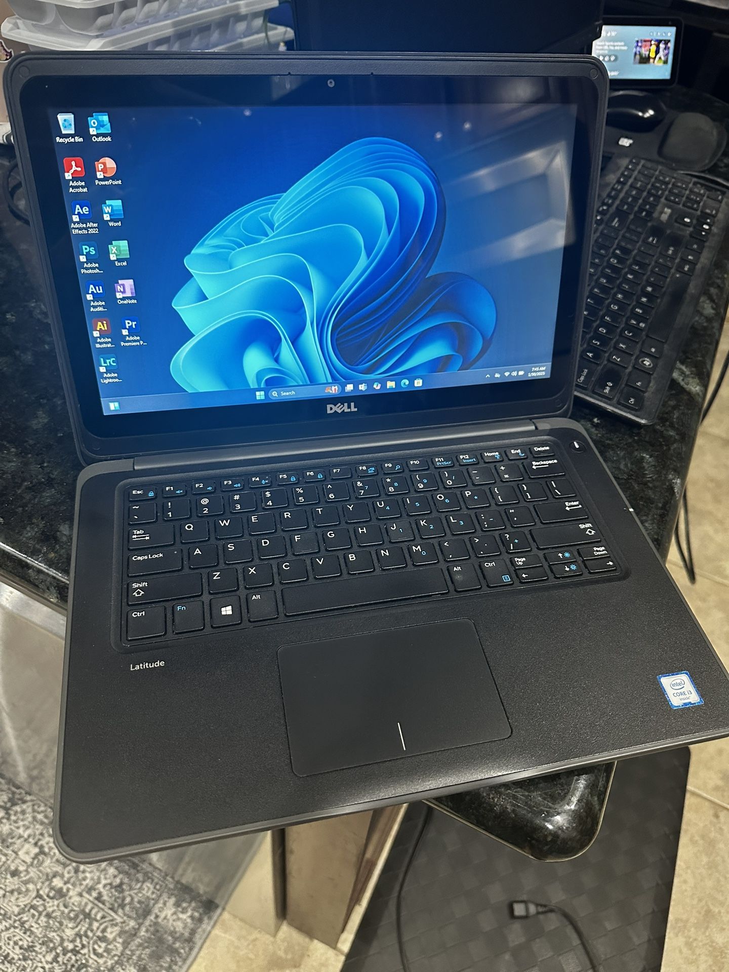 Touch Screen Laptop LOADED with Software!