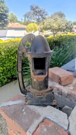 Vintage W.L. Davey Pump Corp Rockford ILL Cast Iron Hand Pump