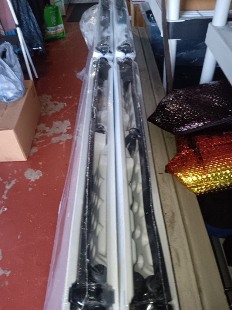 4 White 6 Foot Table 2 Left