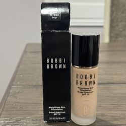 Bobbi Brown Foundation