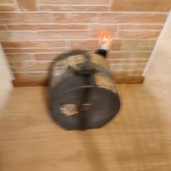 Drum 🥁 Case Old School Vintage Drum Case Fits a 14" DRUM Maximum $25.00 Obo 