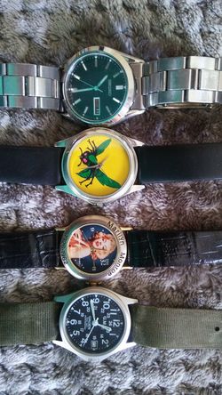 LOT OF COLLECTABLE WATCHES