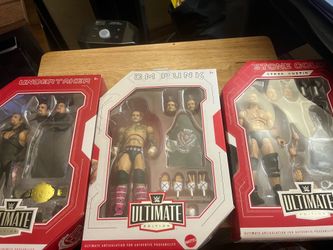 WWE THE ULTIMATE EDITION  CMPUNK ,UNDERTAKER, STONE COLD STEVE AUSTIN