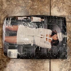 Dream girl straight jacket costume…. Size Medium