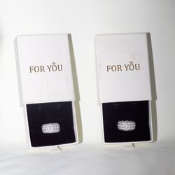 Elegant Silver Diamond ring 