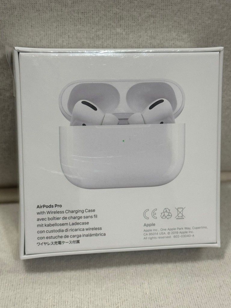 AIRPODS PRO BRAND NEW