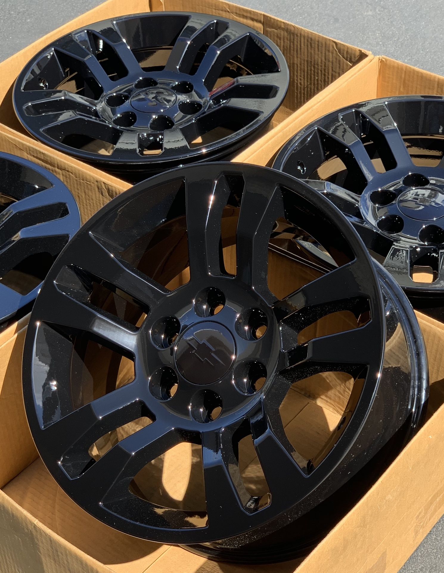 18” Chevy Silverado Tahoe Factory Wheels Rims Gloss Black New