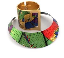 Brand new necklace and bracelet set