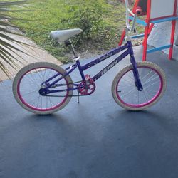 One 20 Inches Huffy Bike For Girls 