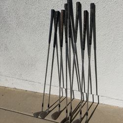 Golf Clubs - Right Hand