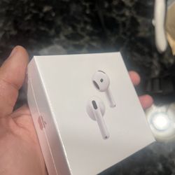  AirPods 4 - Active Noise Cancellation 
