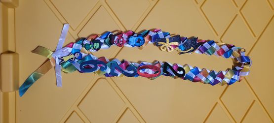 Leis for graduation collares para graduacion