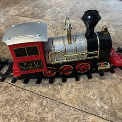 FAO Schwartz Train Set 34 Piece In Original Box 