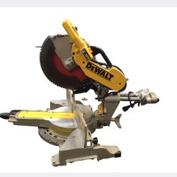 Dewalt Miter Saw DWS780 EPJ032292