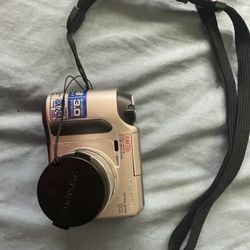 Olympus Optical Zoom Digital Camera In Perfect Condition No Damage 