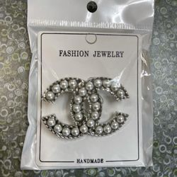 Silver Brooch With Pearls 