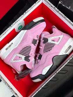 Jordan 4 Retro