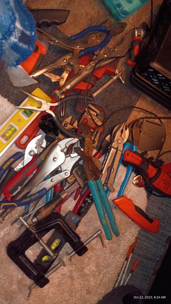 Assorted Of Plyers I Give Another Good Deal