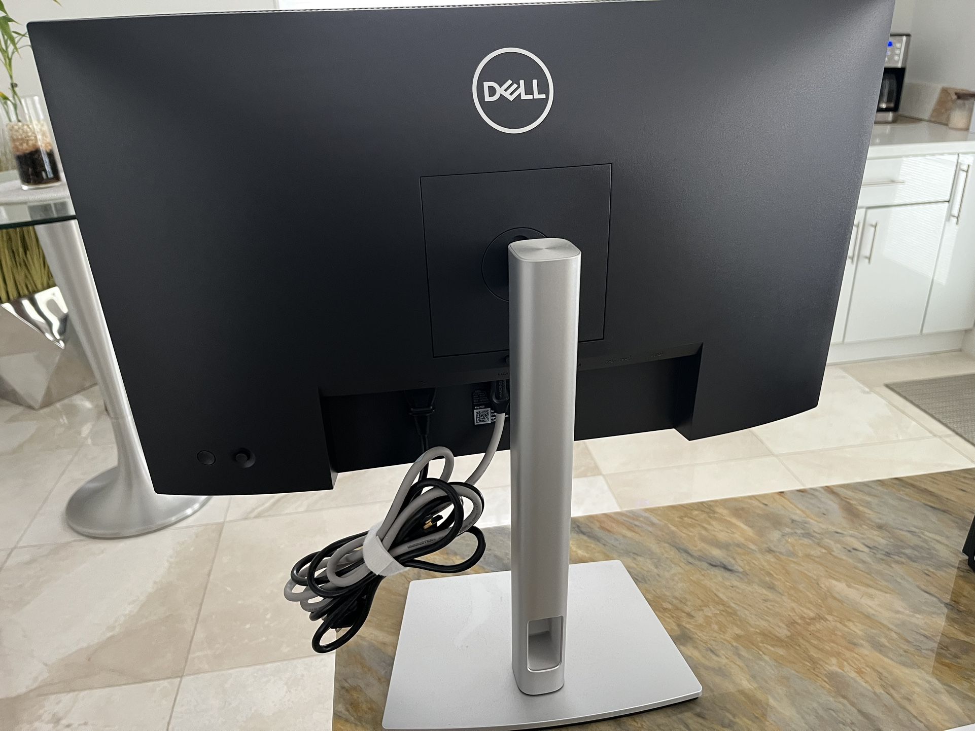Dell 24 Inches Monitor
