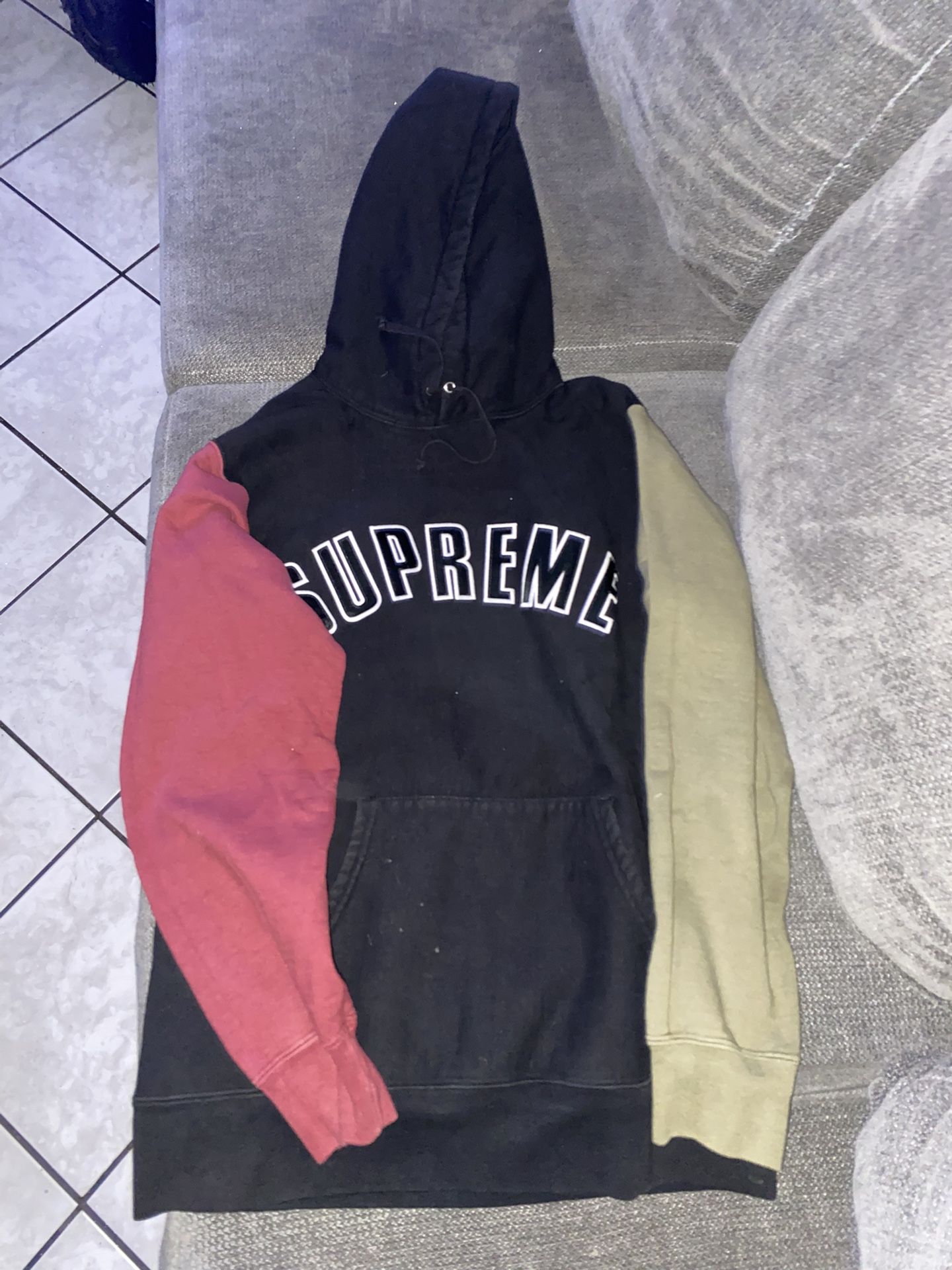 supreme hoodie