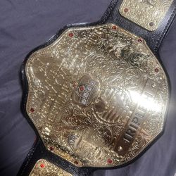WWE BIG GOLD HEAVYWEIGHT BELT