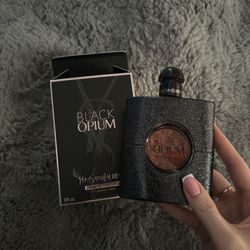 OFFERS ONLY (NEW Ysl Black opium)