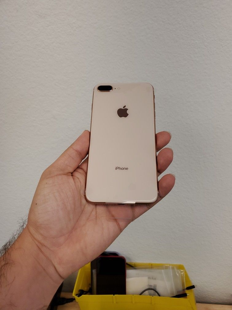 IPHONE 8PLUS 64GB TMOBILE AND METRO PCS