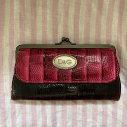 Dolce and Gabbana hand clutch