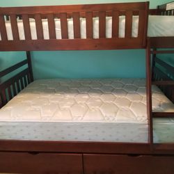 Twin/Full bunkbed with storage drawers