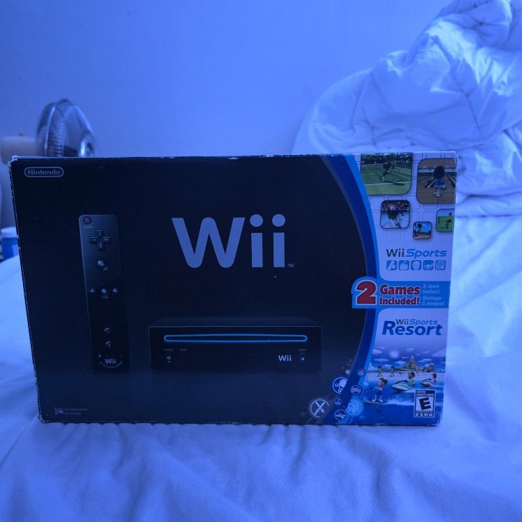 Wii Bundle With Wii Sports And Wii Sports Resort 