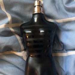 designer cologne/perfume 250$ all obo
