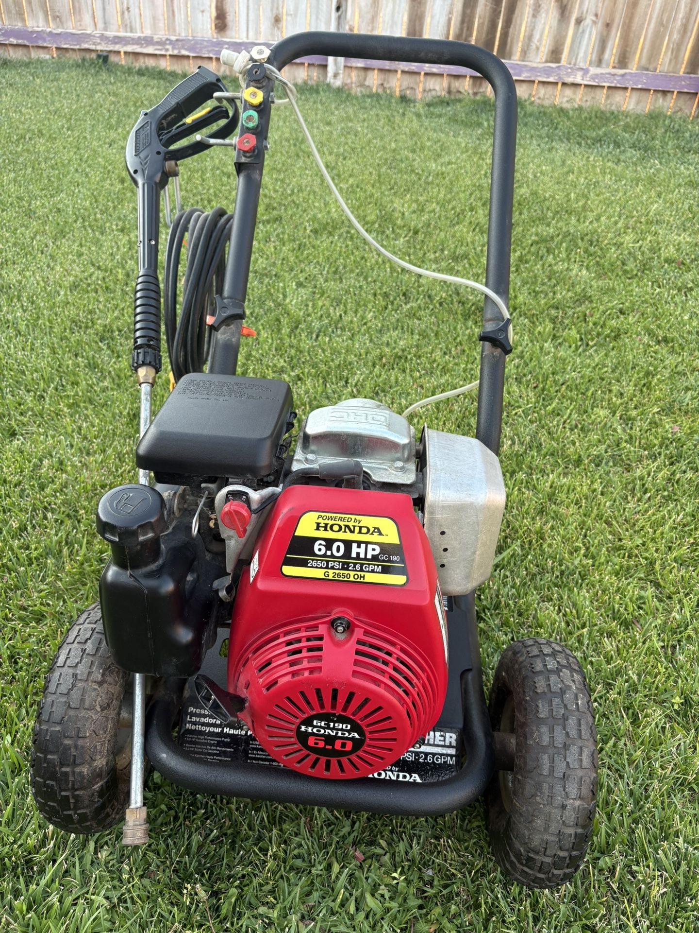 Honda Pressure Washer Located In Hesperia CA Please Read Description