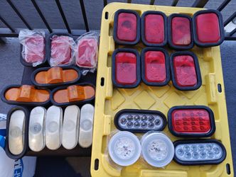 23 New and Used Bulb/LED Trailer Lights 