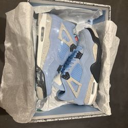 Jorden 4s UNC blue