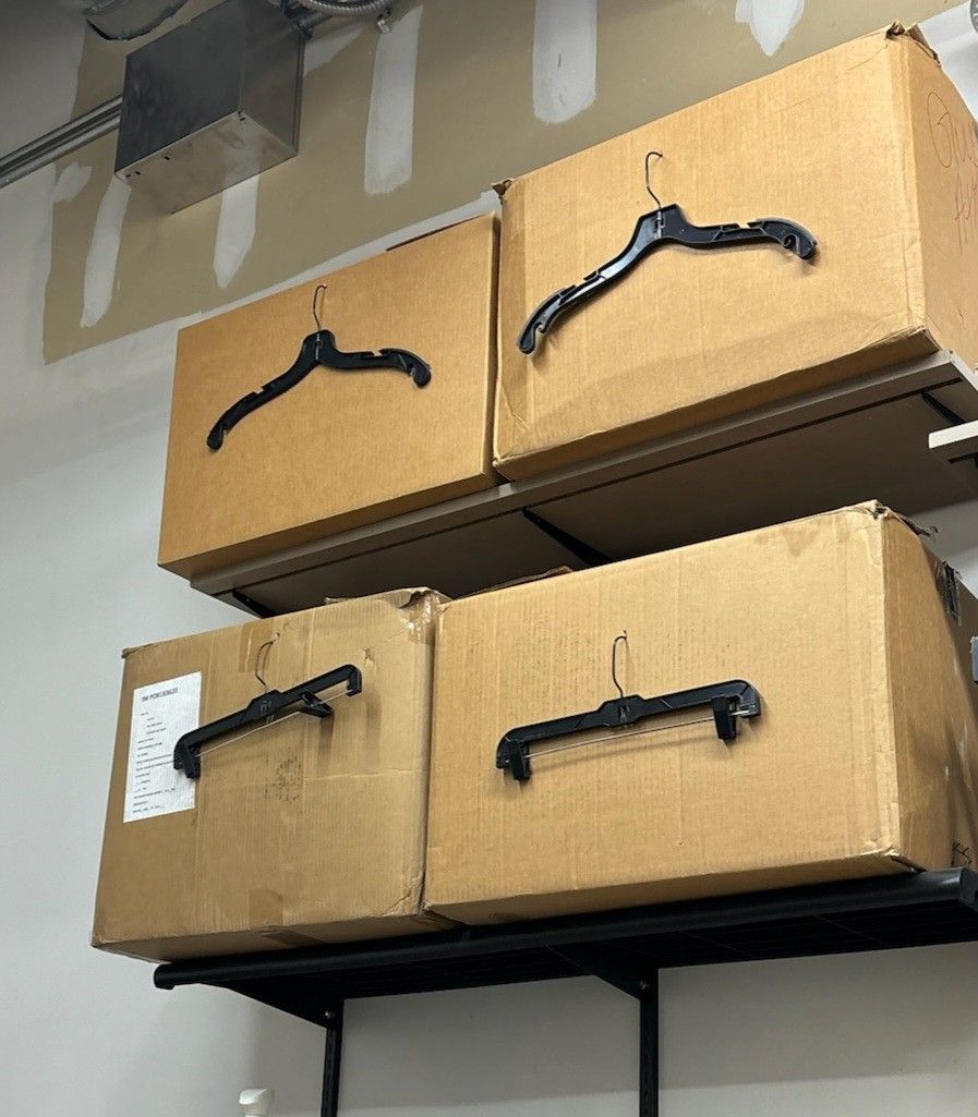 100 Adults Hangers For $40