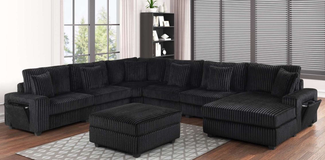 SALE🔥Black Sectional Reversal w/Storage and Culpholders
