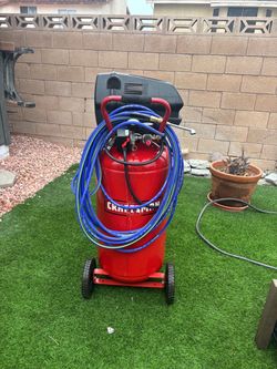 Craftsman 26 gallon air compressor with 50 ft hose