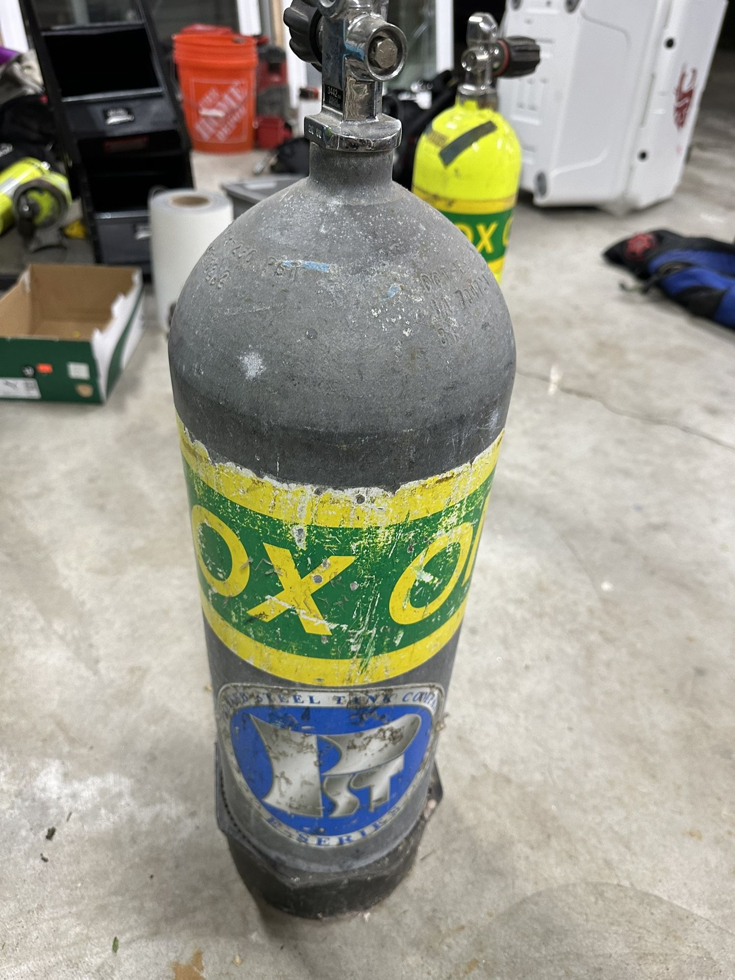 PST HP100 Scuba Tank