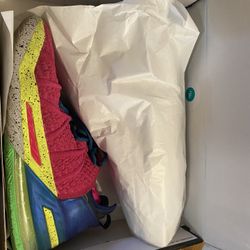 LeBron James basketball shoes size 12