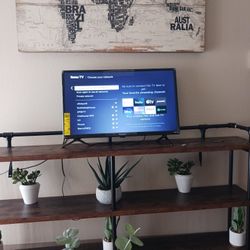 Roku Tv 32" With Remote New