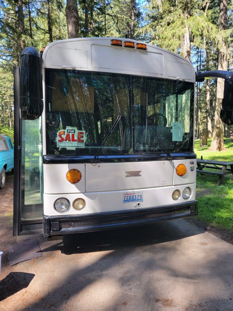 Bus/Rv