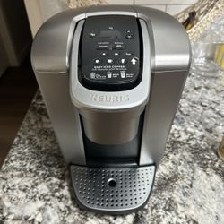 Keurig K-Elite Single Serve Coffee Maker