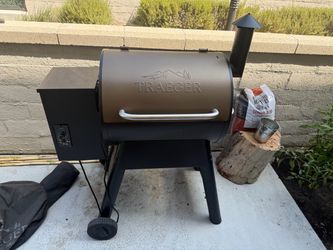 Traeger wood pellet smoker