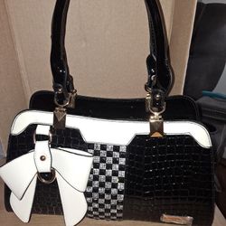 Julia And Michael Purse With Tags